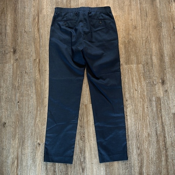 CALVIN KLEIN DRESS PANTS SIZE(33/32) - Picture 3 of 5